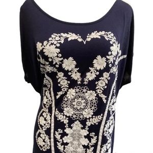 Carol Rose Navy Top with White Puff Inked Design and Lace Shoulders, Size 1X
